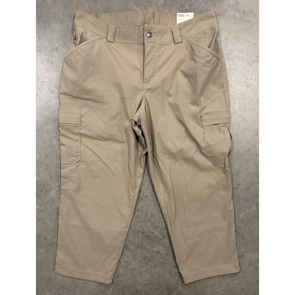 NEW Duluth Trading Women's Dry on the Fly Capris Sz 14 Elastic Waistband Beige